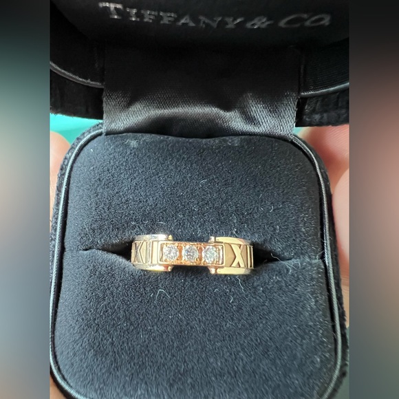 Tiffany & Co. Atlas Ring with Diamonds - Picture 2 of 7